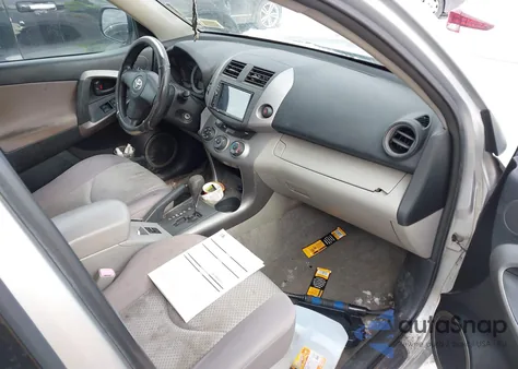 2006 Toyota Rav4 z USA, uszkodzony, nr VIN JTMBD33V466011627